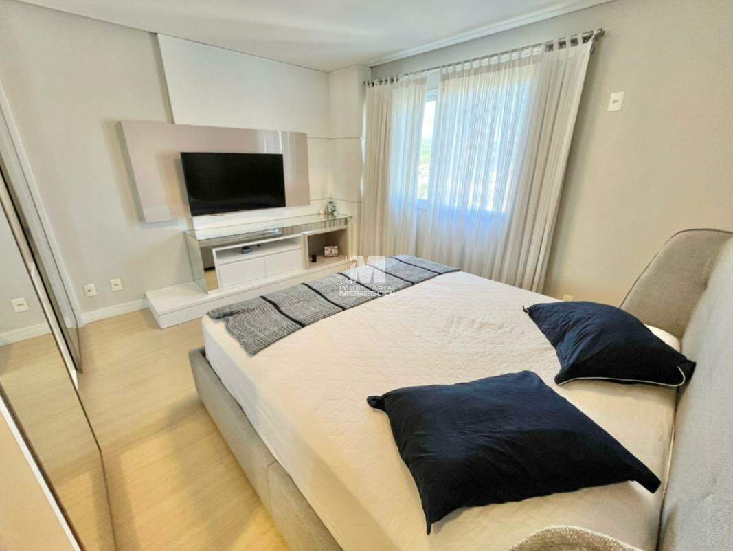 Apartamento à venda no bairro Centro: 