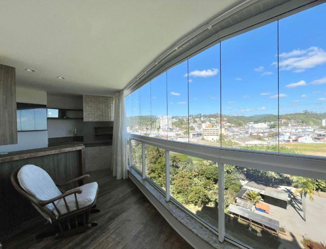 Apartamento à venda no bairro Centro: 