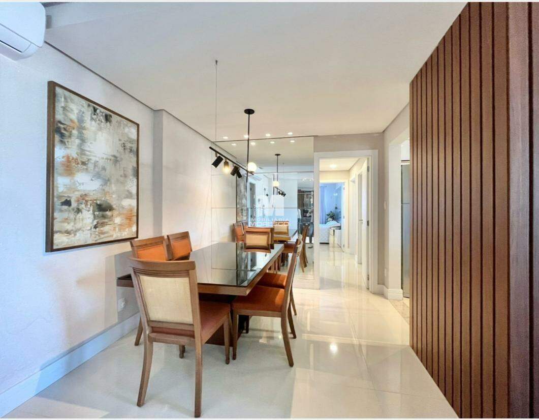 Apartamento à venda no bairro Centro: 