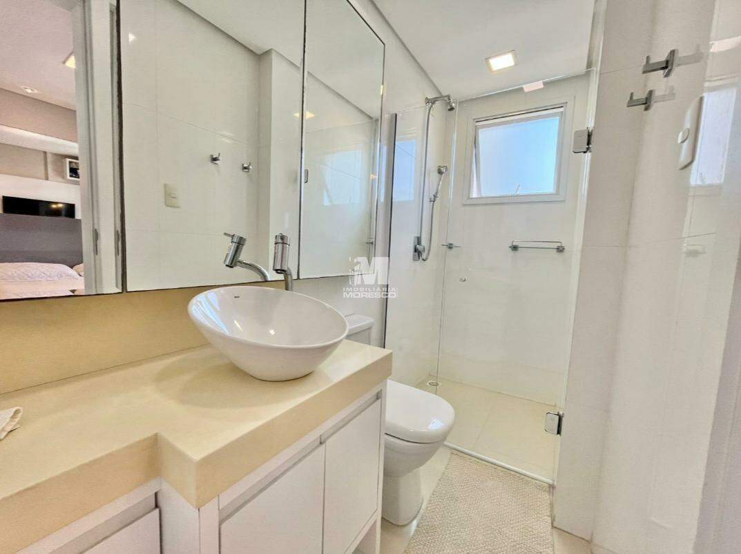 Apartamento à venda no bairro Centro: 