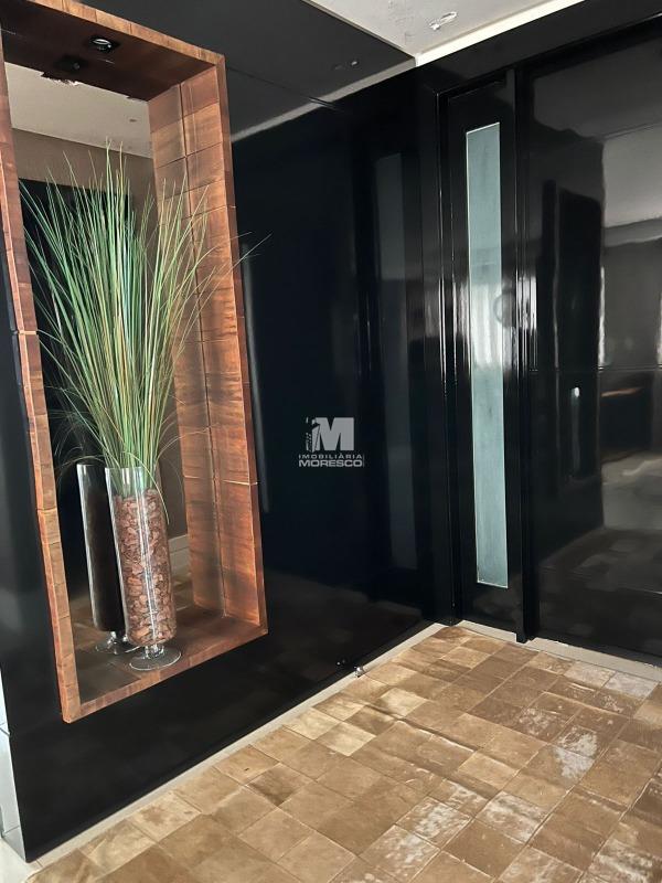 Apartamento à venda no bairro São Luiz: Hall de entrada do apto