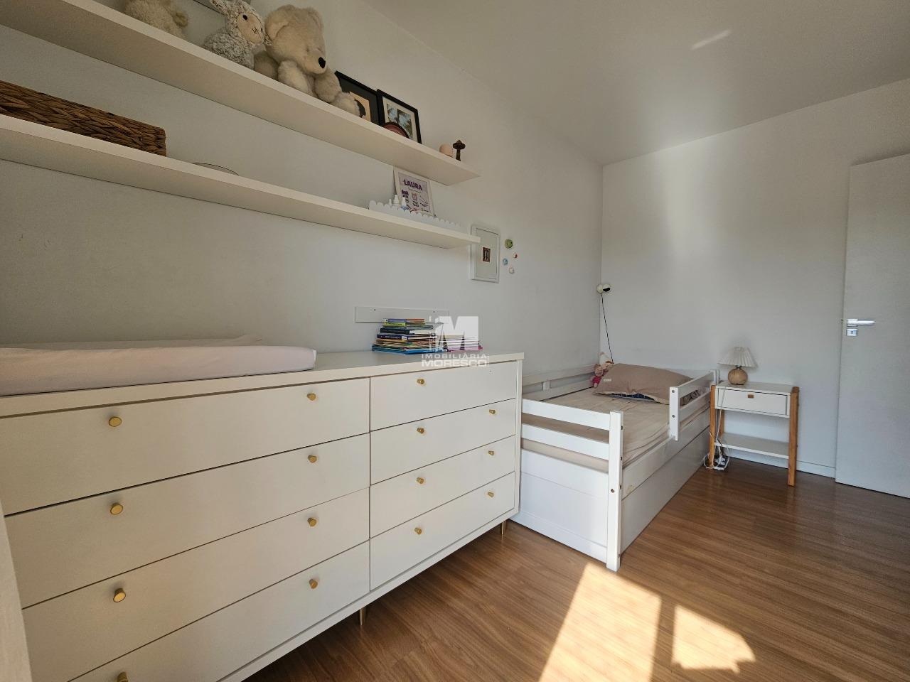 Apartamento à venda no bairro Jardim Maluche: 