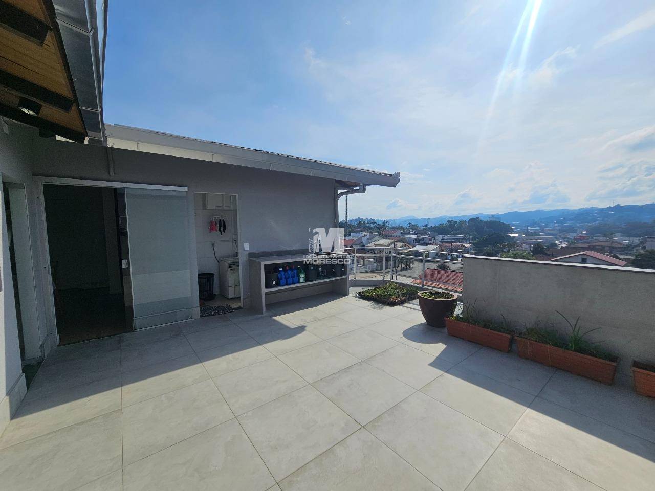 Apartamento à venda no bairro Jardim Maluche: 