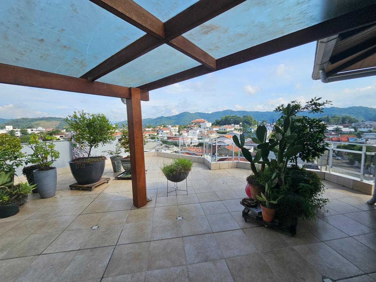 Apartamento à venda no bairro Jardim Maluche: 