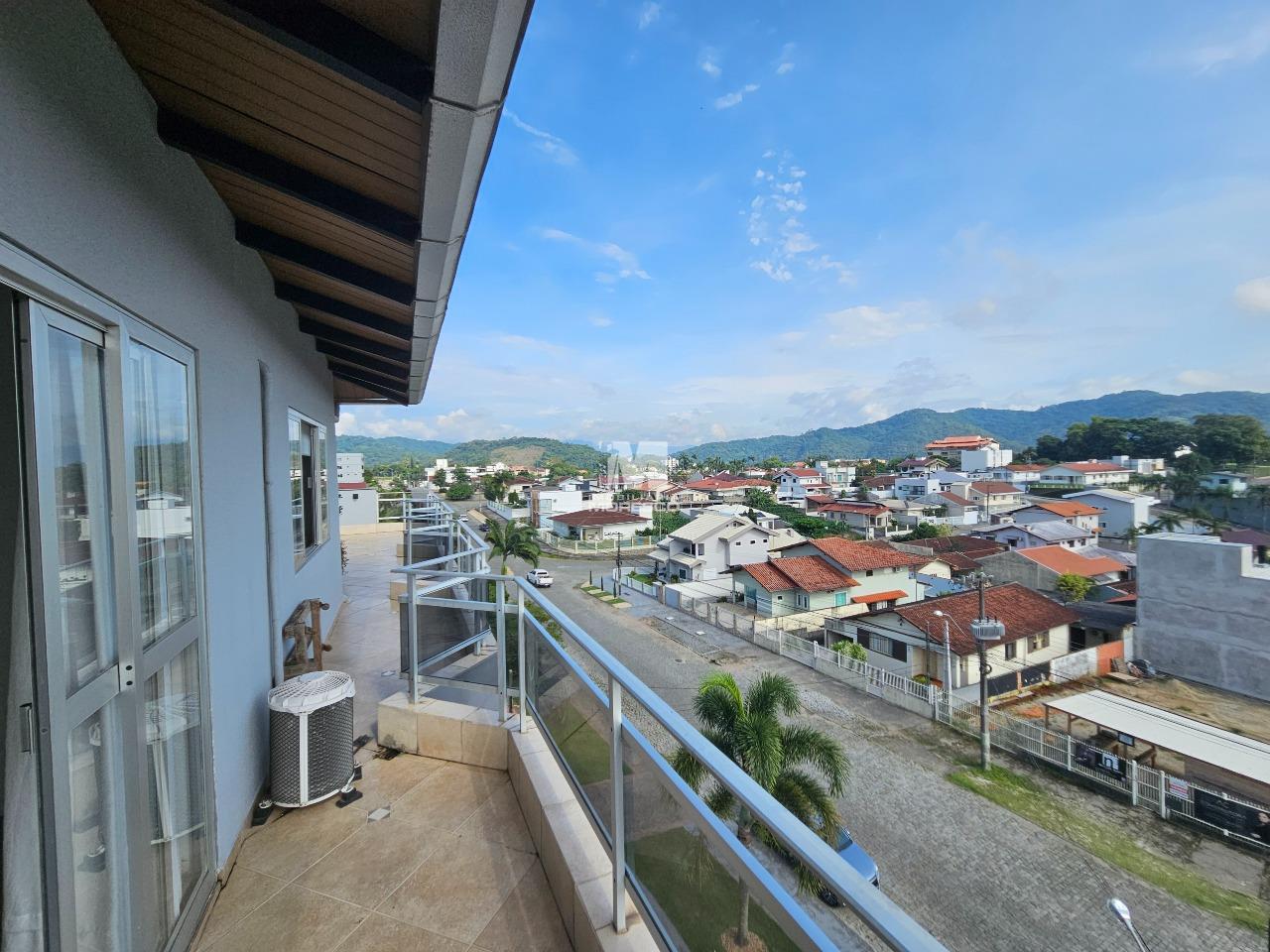 Apartamento à venda no bairro Jardim Maluche: 