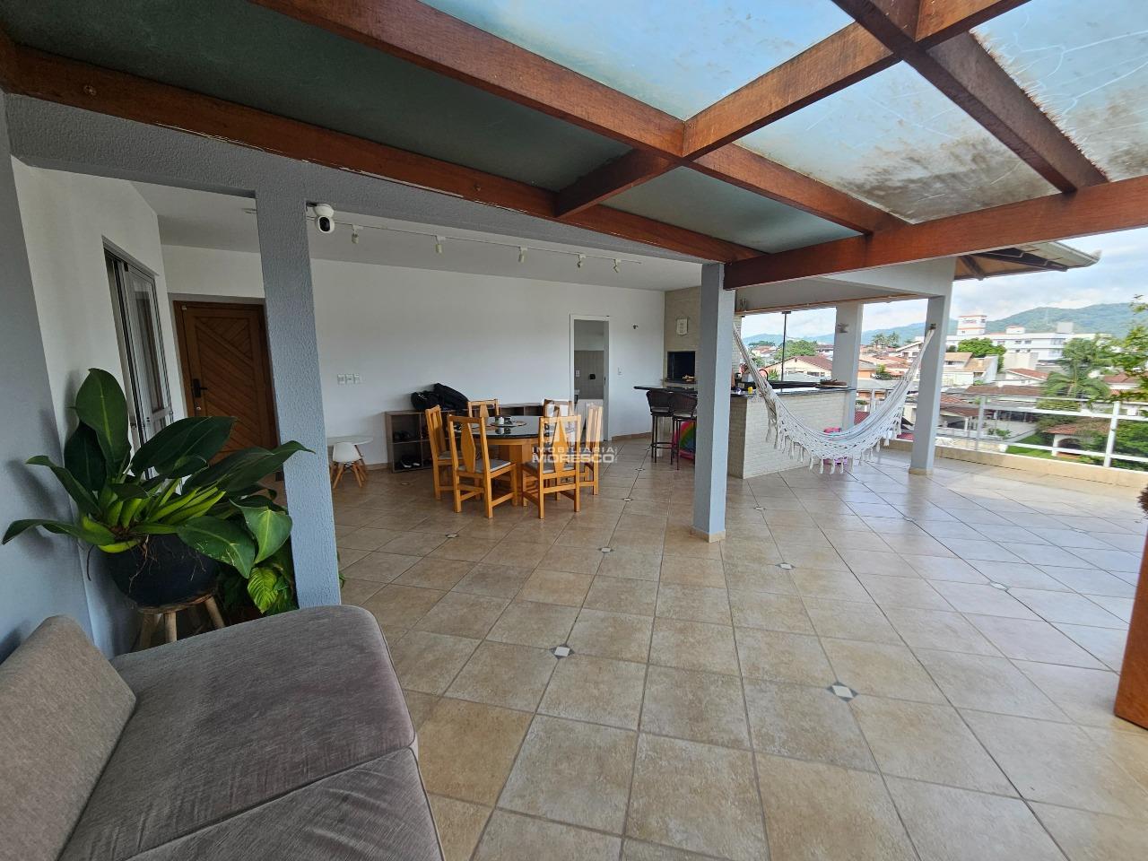 Apartamento à venda no bairro Jardim Maluche: 