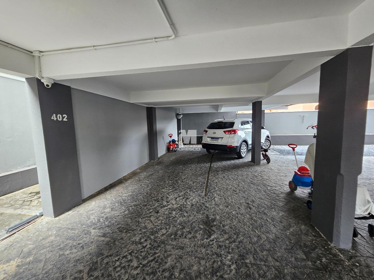 Apartamento à venda no bairro Jardim Maluche: 