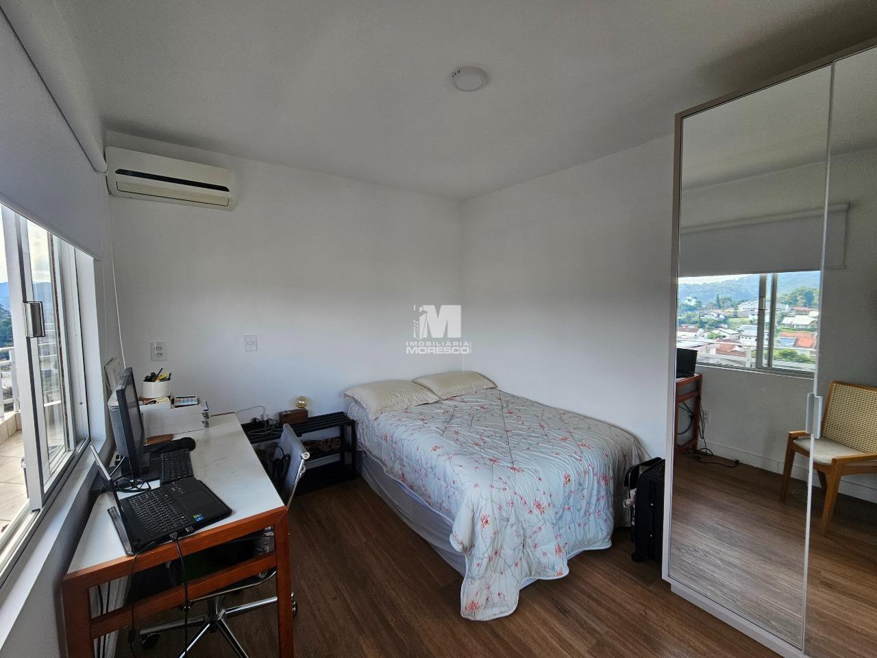 Apartamento à venda no bairro Jardim Maluche: 