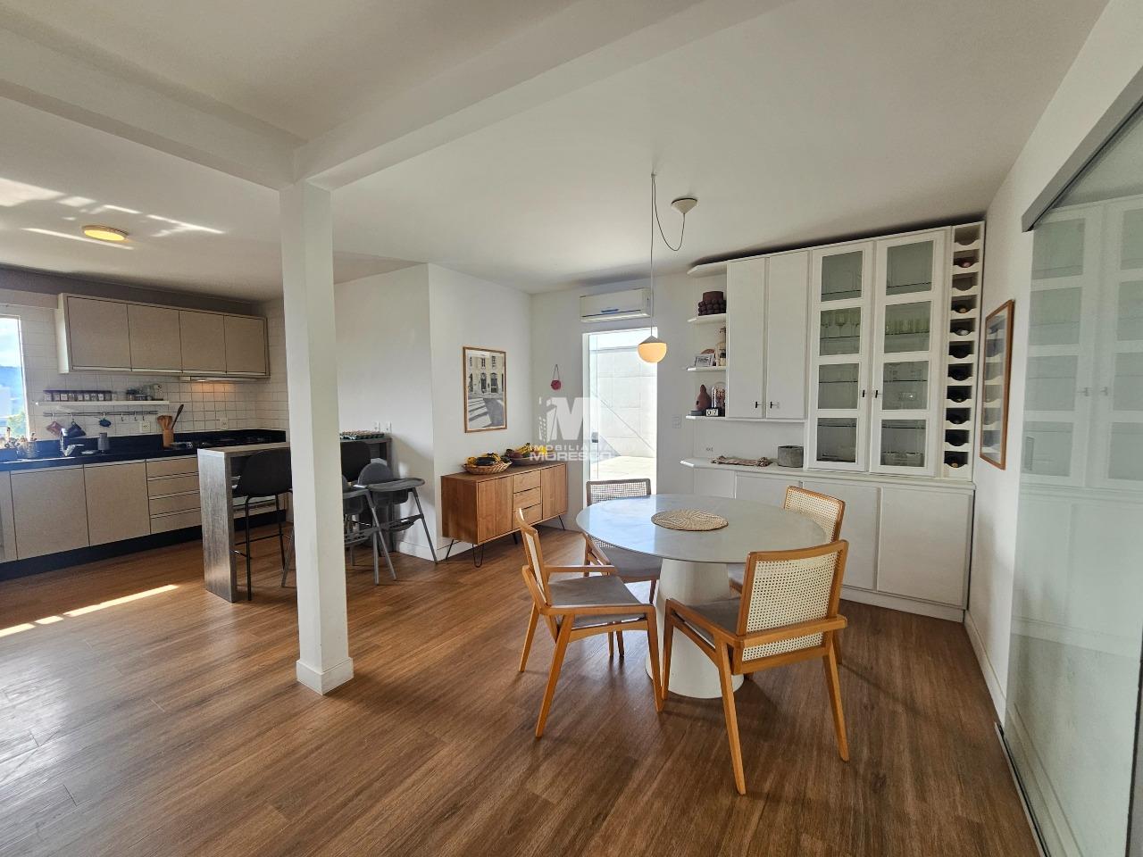 Apartamento à venda no bairro Jardim Maluche: 