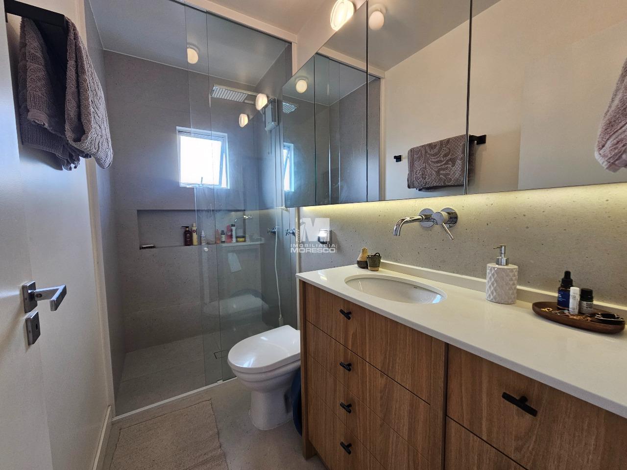 Apartamento à venda no bairro Jardim Maluche: 