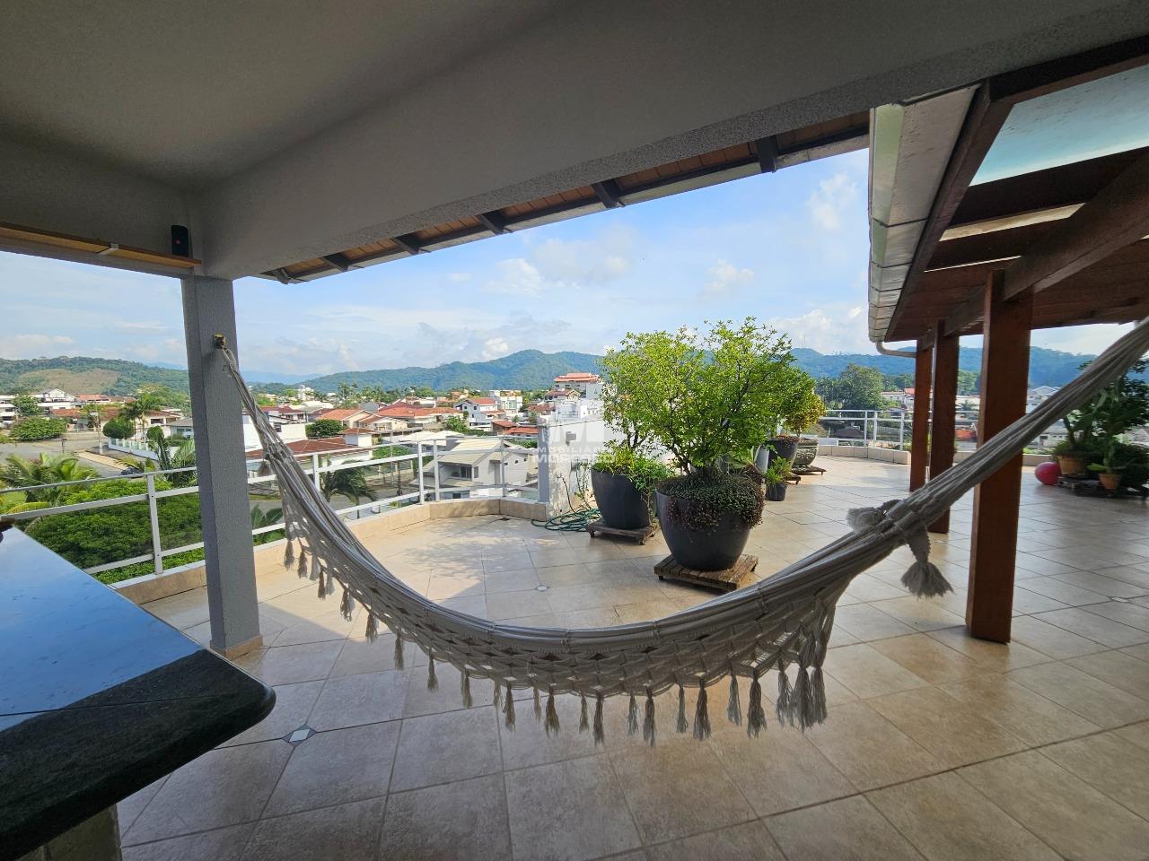 Apartamento à venda no bairro Jardim Maluche: 