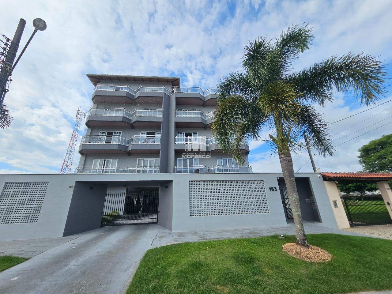 Apartamento à venda no bairro Jardim Maluche: 