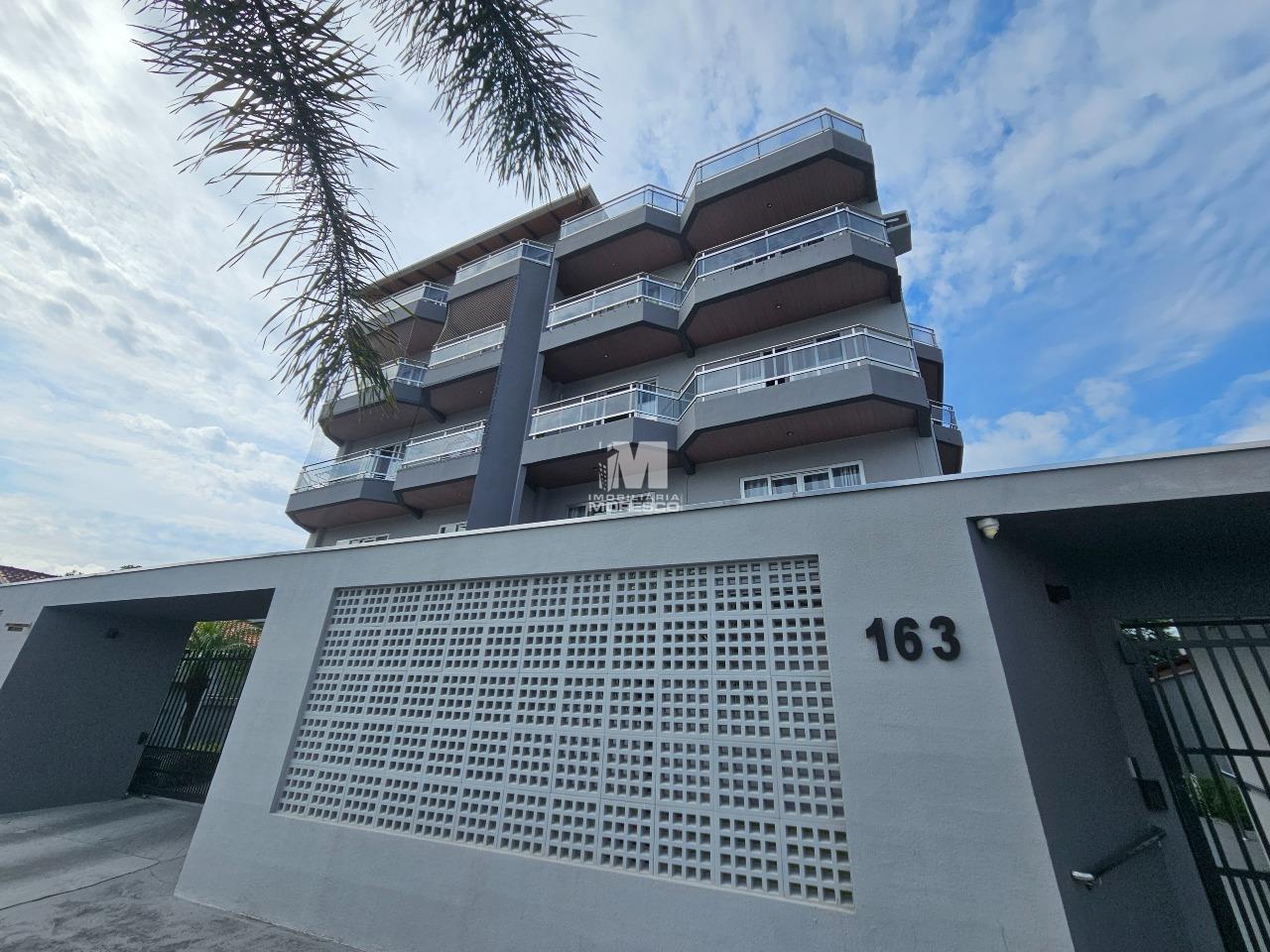 Apartamento à venda no bairro Jardim Maluche: 