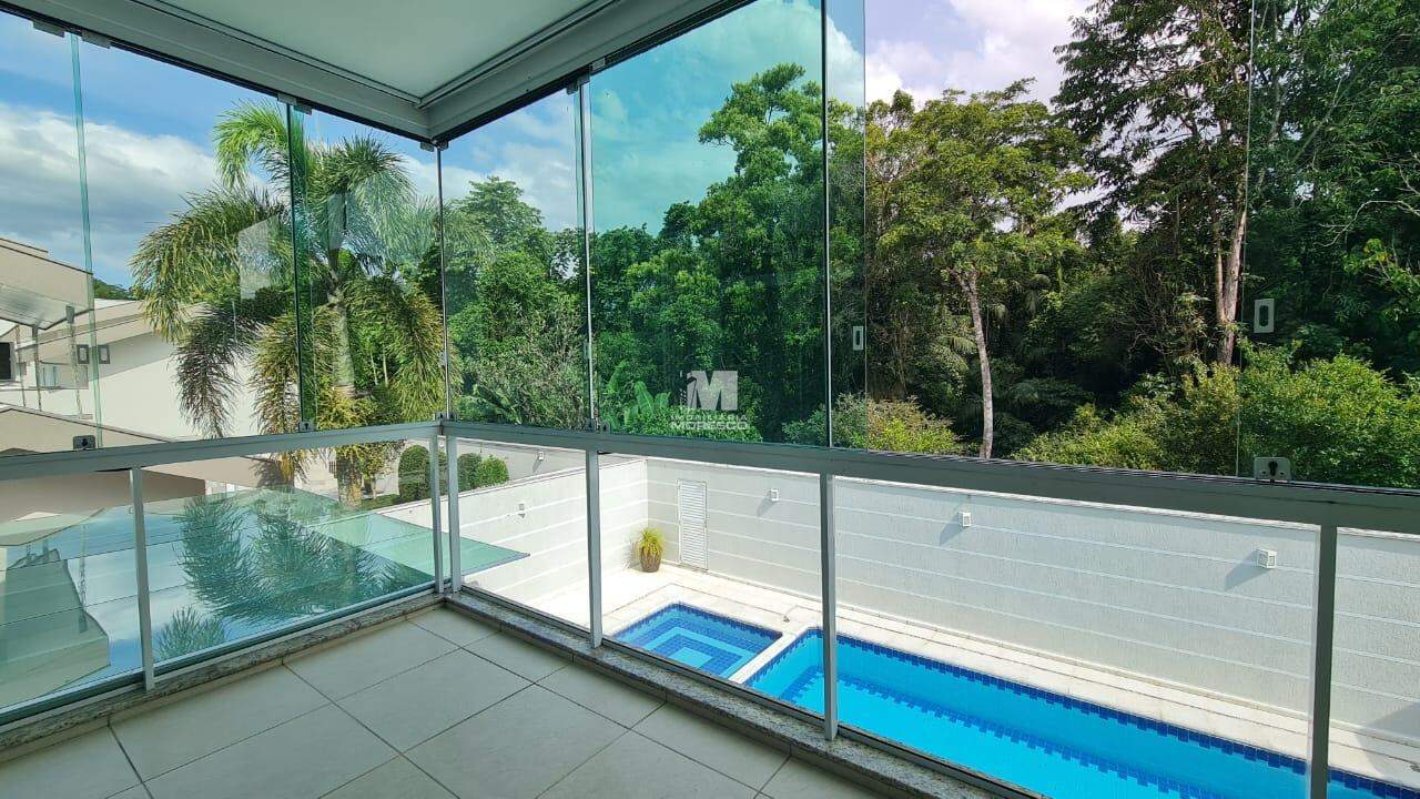 Casa à venda no bairro Souza Cruz: