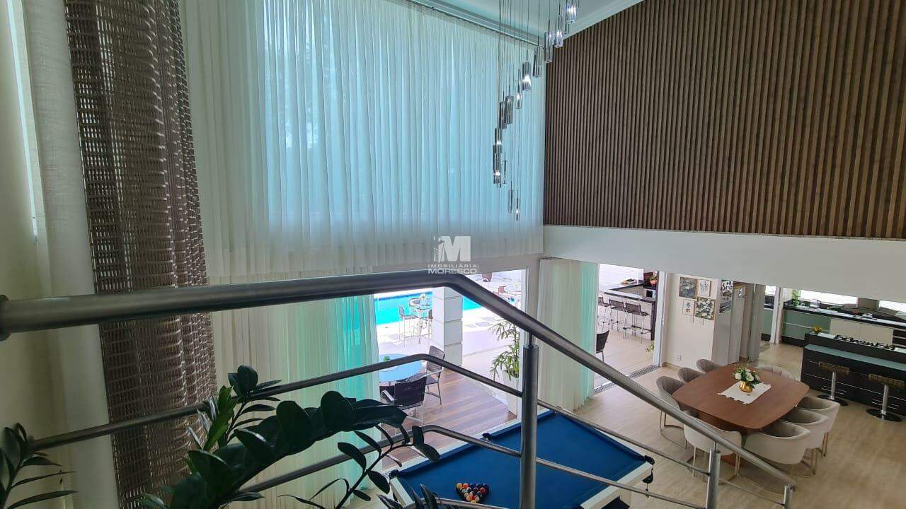 Casa à venda no bairro Souza Cruz: