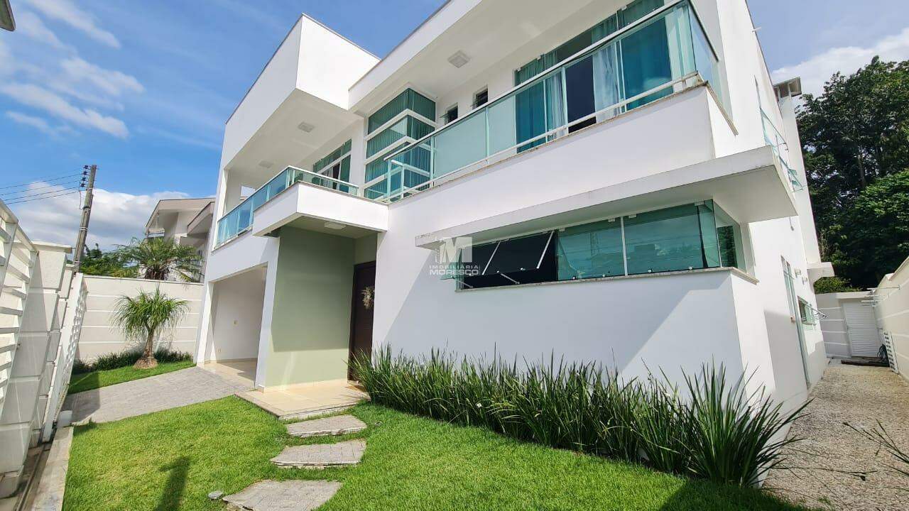 Casa à venda no bairro Souza Cruz: 