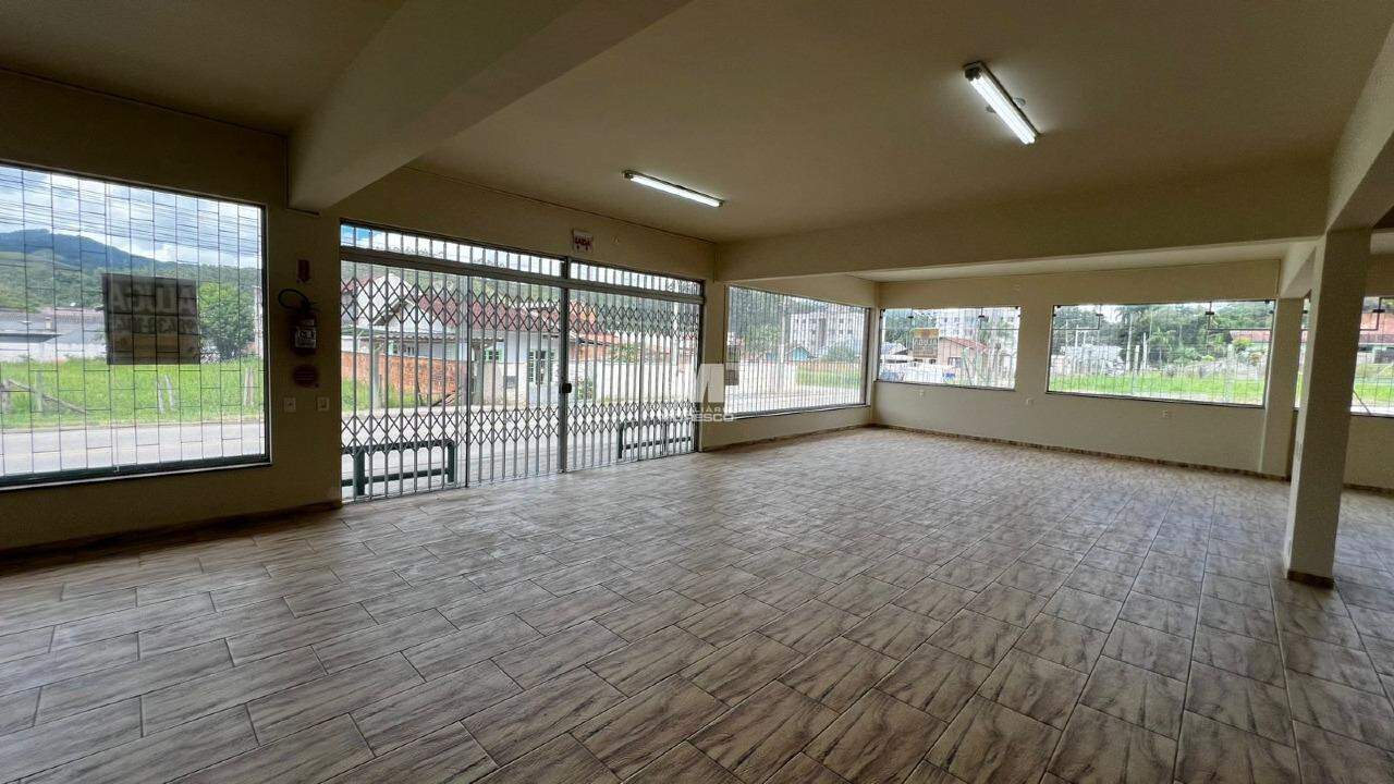 Sala Comercial de 250m² no bairro Limeira Baixa, em Brusque | Eu Corretor