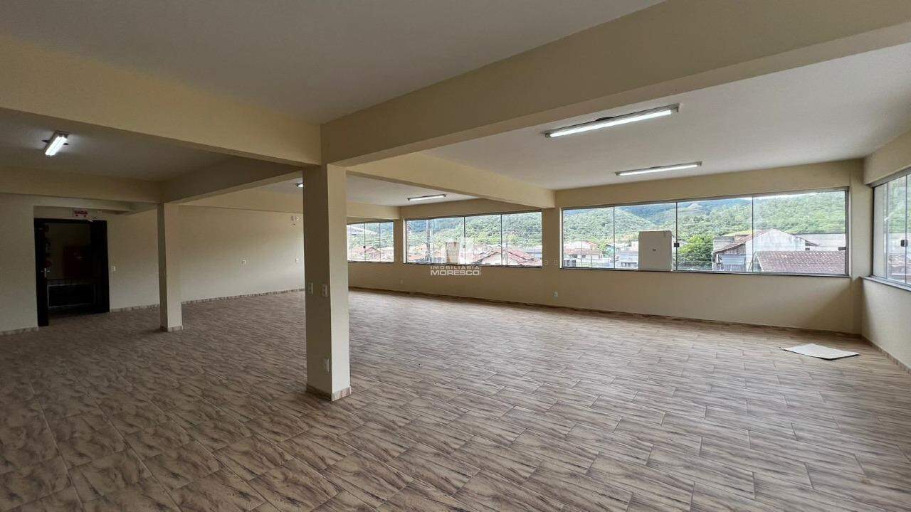 Sala Comercial para aluguel no bairro Limeira Baixa: 