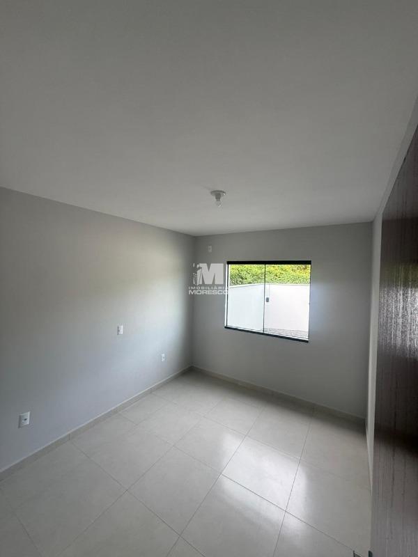 Casa à venda no bairro Limeira Baixa: