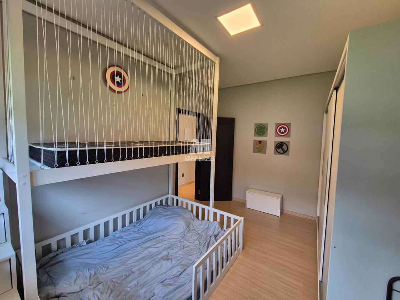 Casa à venda no bairro Centro: