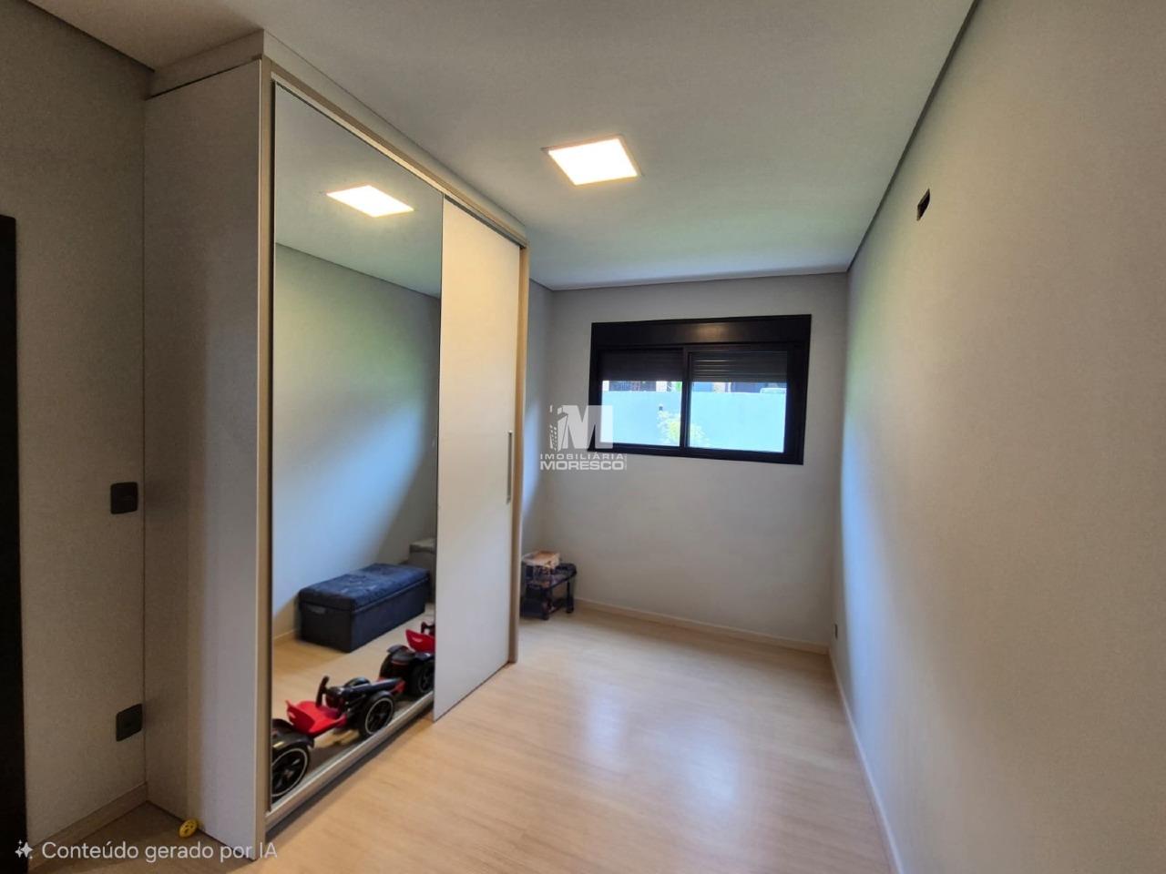 Casa à venda no bairro Centro: