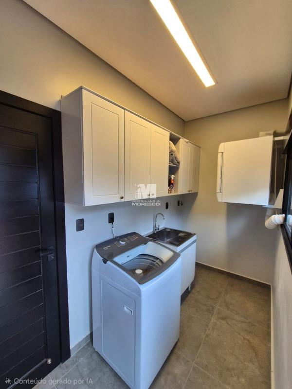 Casa à venda no bairro Centro: