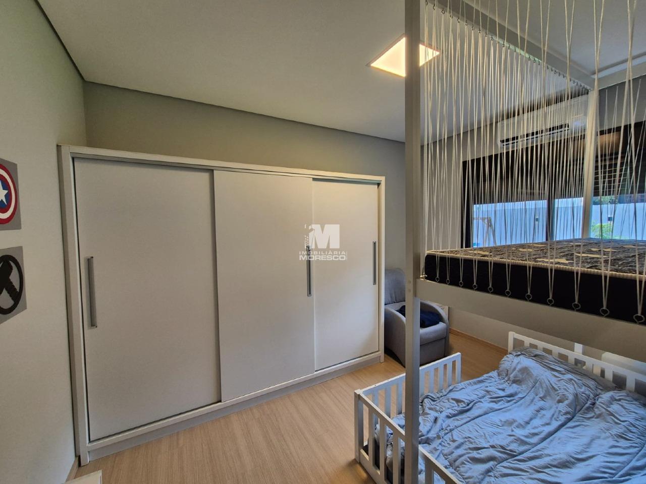 Casa à venda no bairro Centro: