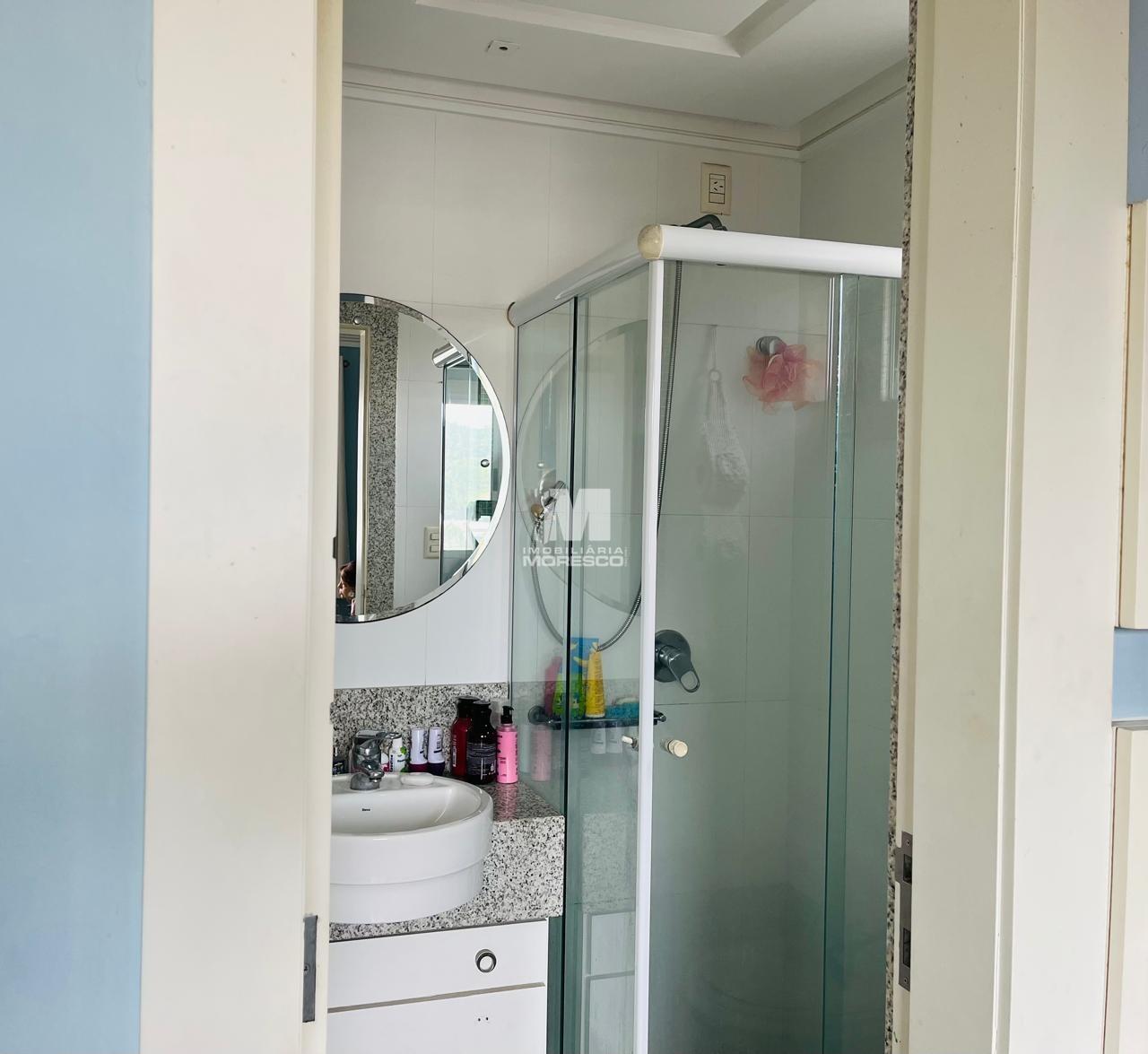 Apartamento à venda no bairro Centro I: 