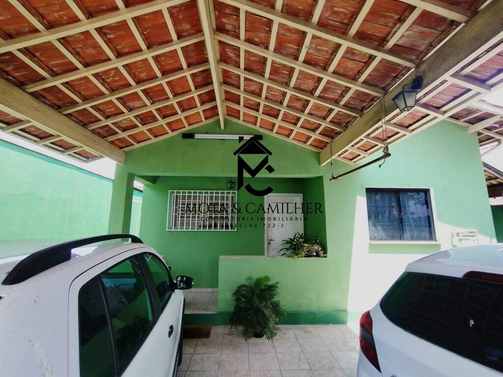 Casa à venda no Parque das Flores: 