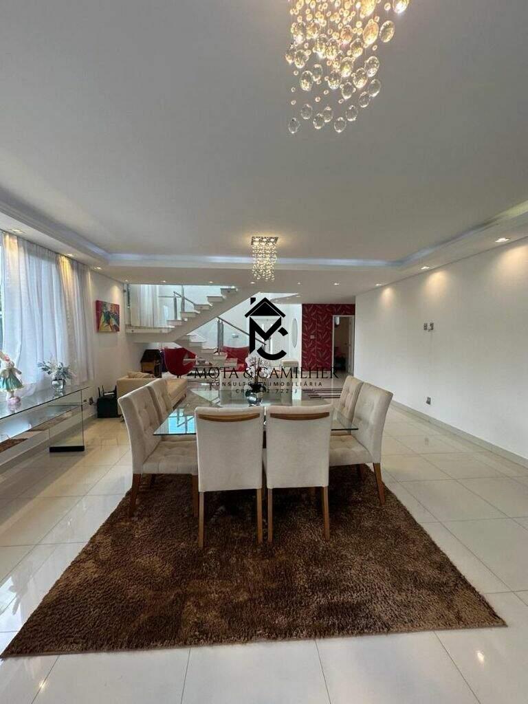 Casa em condominio à venda no Pinhão: 