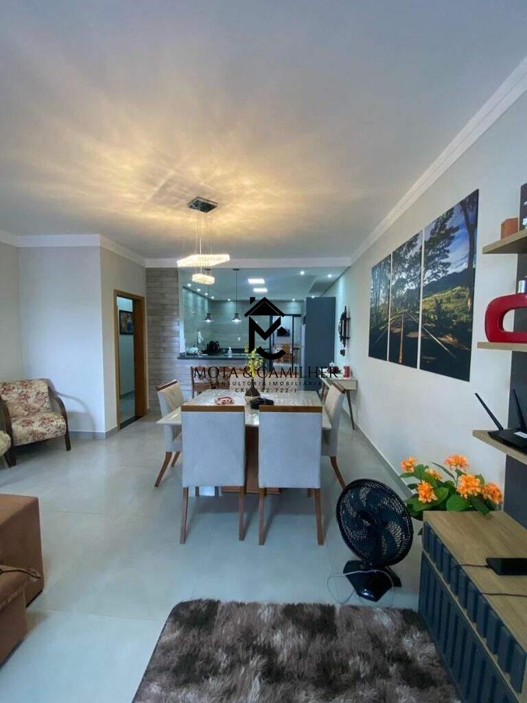 Casa em condominio à venda no Residencial Santa Izabel: 