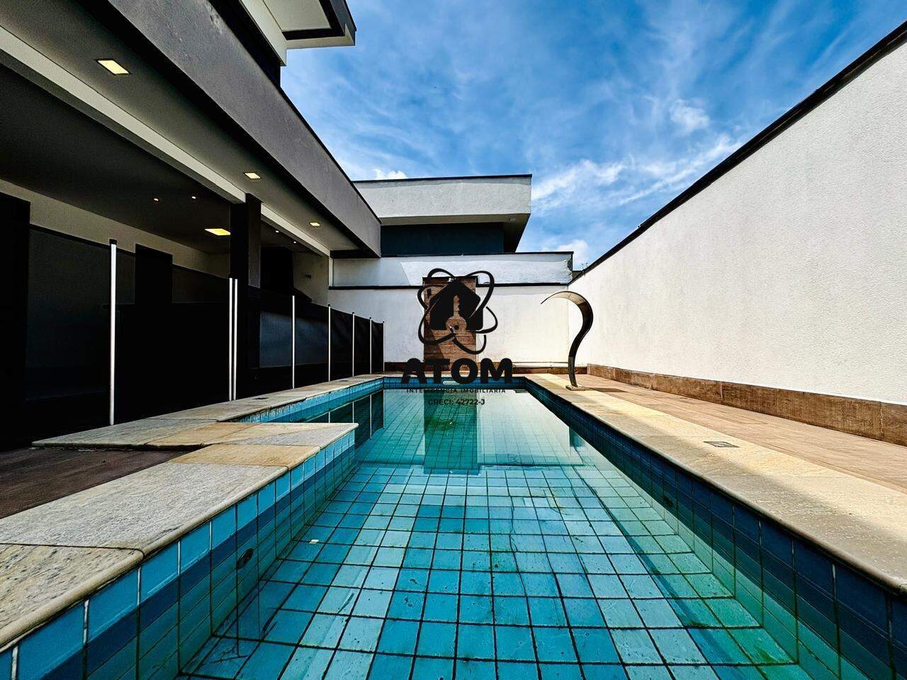 Casa em condominio à venda no Condomínio Ouro Ville: 