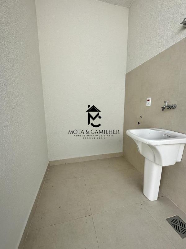 Casa em condominio à venda no Itapecerica: 