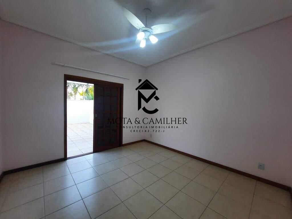 Casa em condominio à venda no Esplanada Independência: 