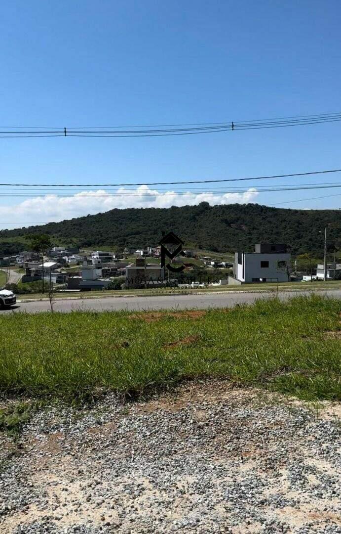 Terreno/Lote à venda no Itapecerica: 