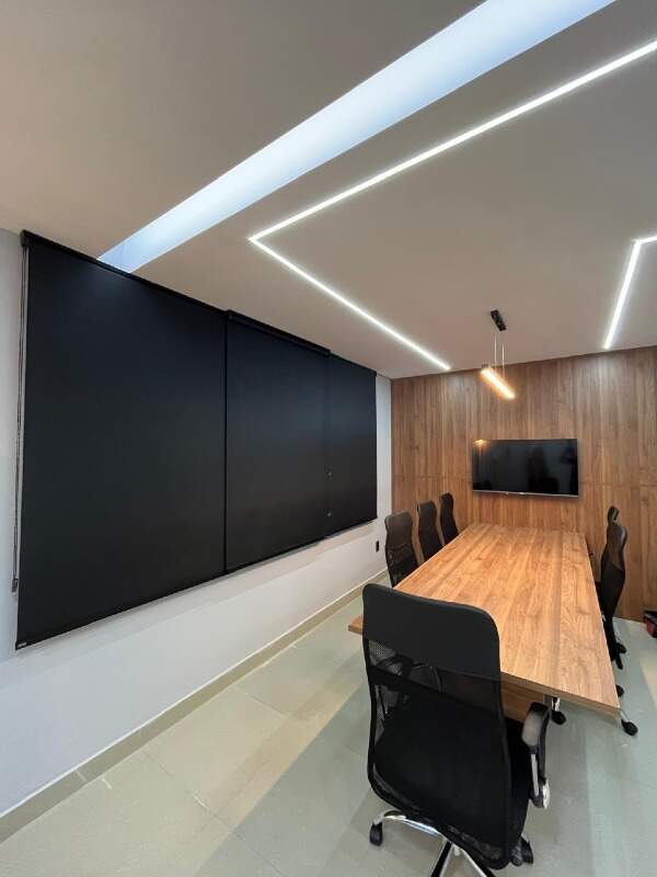 Sala à venda no Centro: 