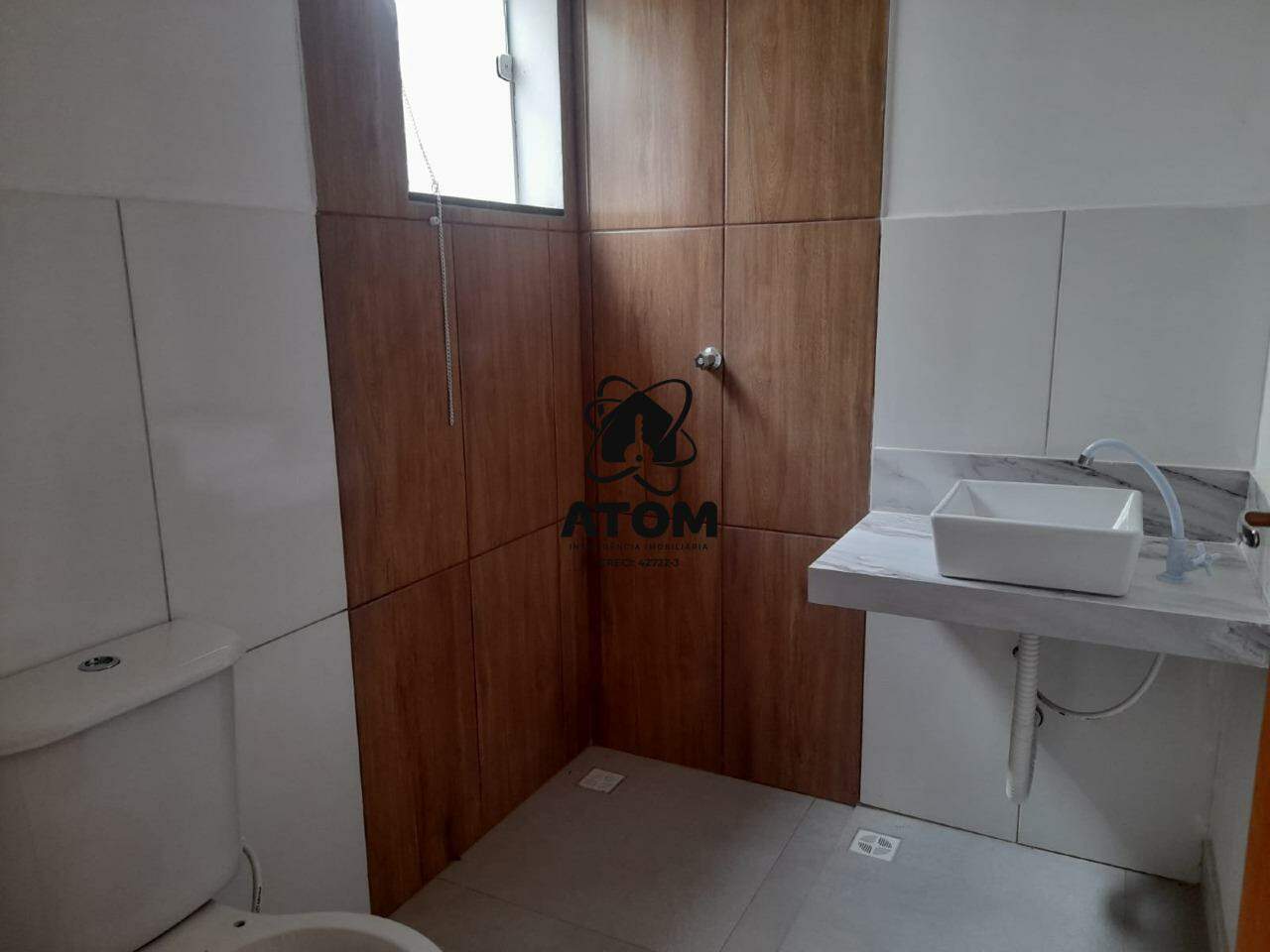 Casa em condominio à venda no Quiririm: 