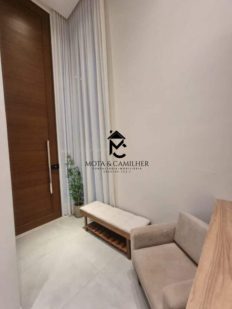 Casa em condominio à venda no Itapecerica: 