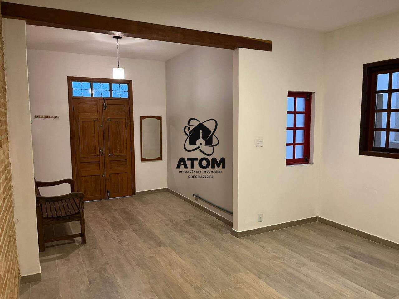 Casa Comercial à venda no Centro: 