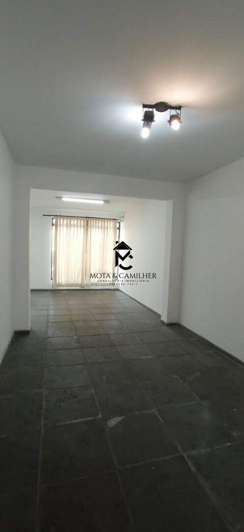 Casa à venda no Centro: 