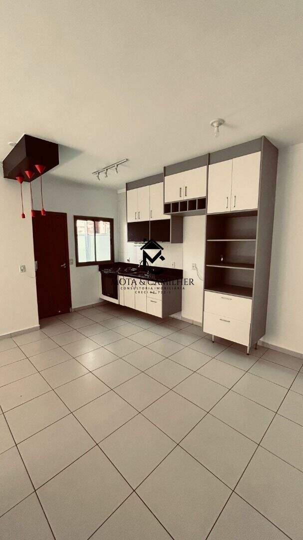 Casa em condominio à venda no Barreiro: 