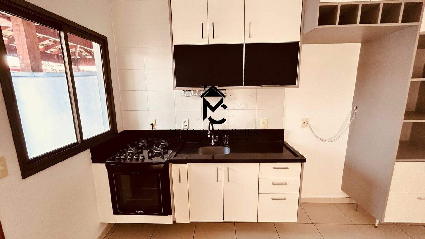 Casa em condominio à venda no Barreiro: 