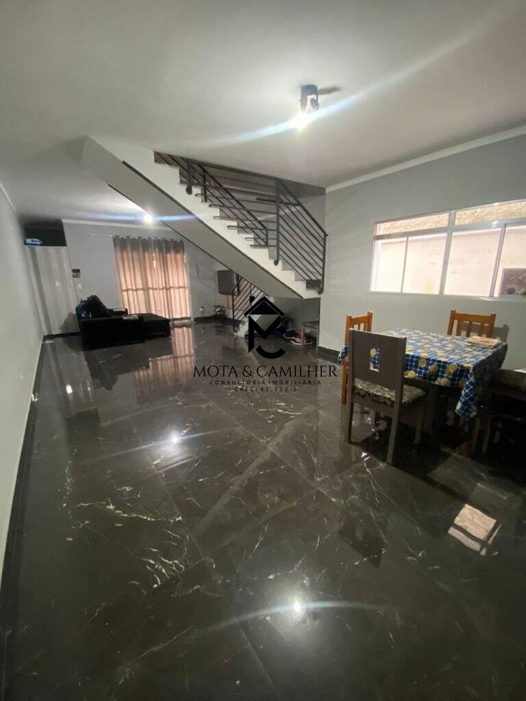 Casa à venda no Esplanada Independência: 