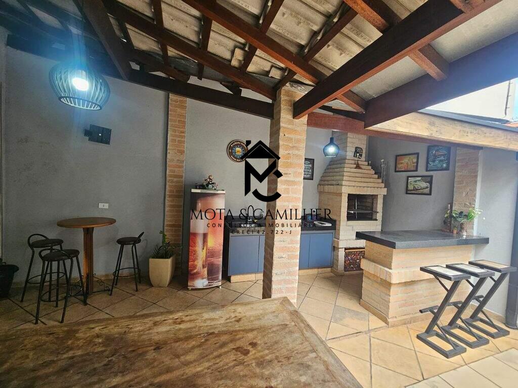 Casa à venda no Esplanada Independência: 