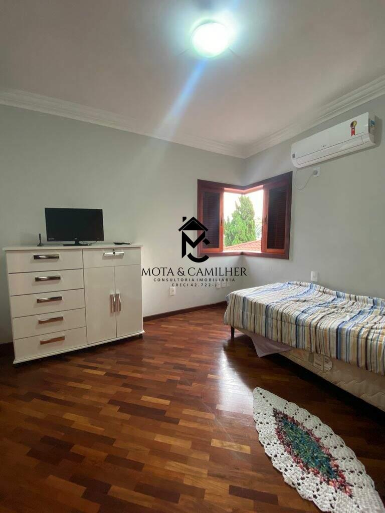 Casa em condominio à venda no Esplanada Independência: 