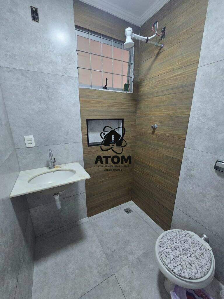 Casa à venda no Vila dos Comerciários 2: 1 banheiro da KITNET