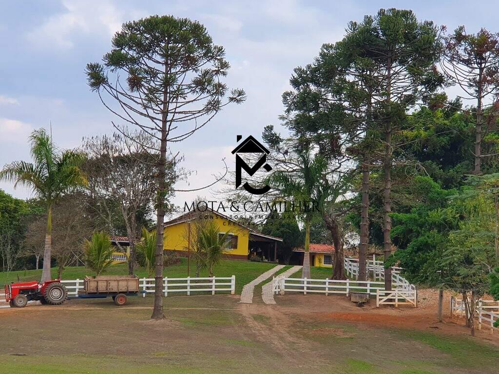 Haras à venda no Centro: 