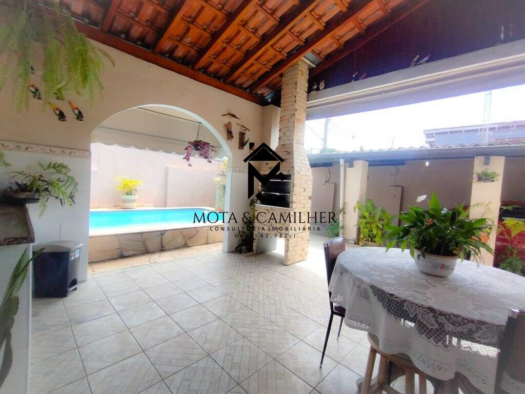 Casa à venda no Chácara do Visconde: 