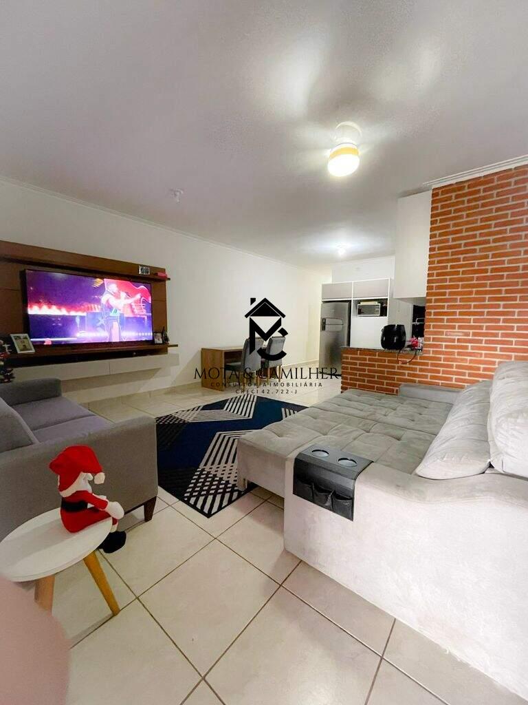 Casa à venda no Piracangaguá: 