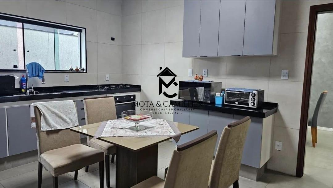 Casa à venda no Chácara do Visconde: 